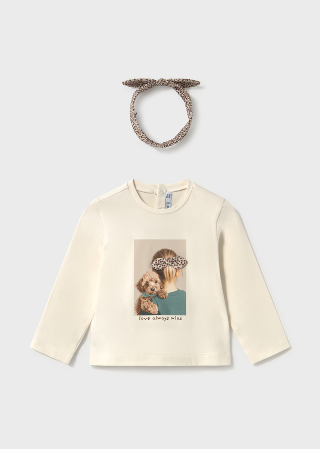 Camiseta con diadema