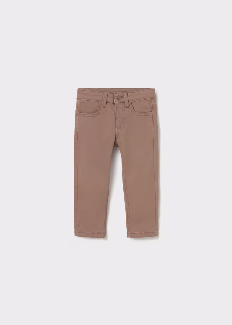 Pantalón slim fit